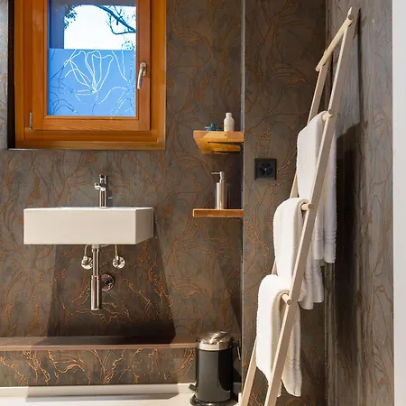 La Forge De Diogne - Luxury And Cosy Alpine Frühstückspension Crans-Montana